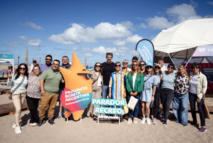 La Provincia inauguró los paradores ReCreo en Miramar y Villa Gesell