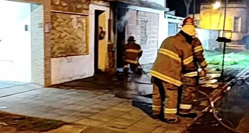 Punta Alta: se incendi&oacute; la casa del hombre que denunci&oacute; al hermano del intendente por un ataque a tiros