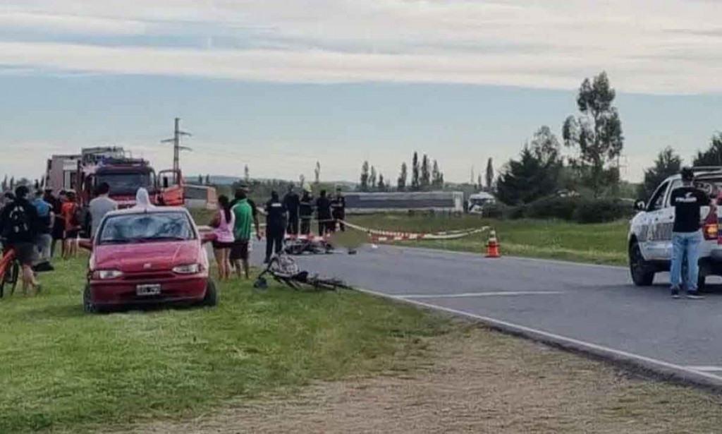 Ruta 51: murió un adolescente al chocar su moto contra un camión en Pringles