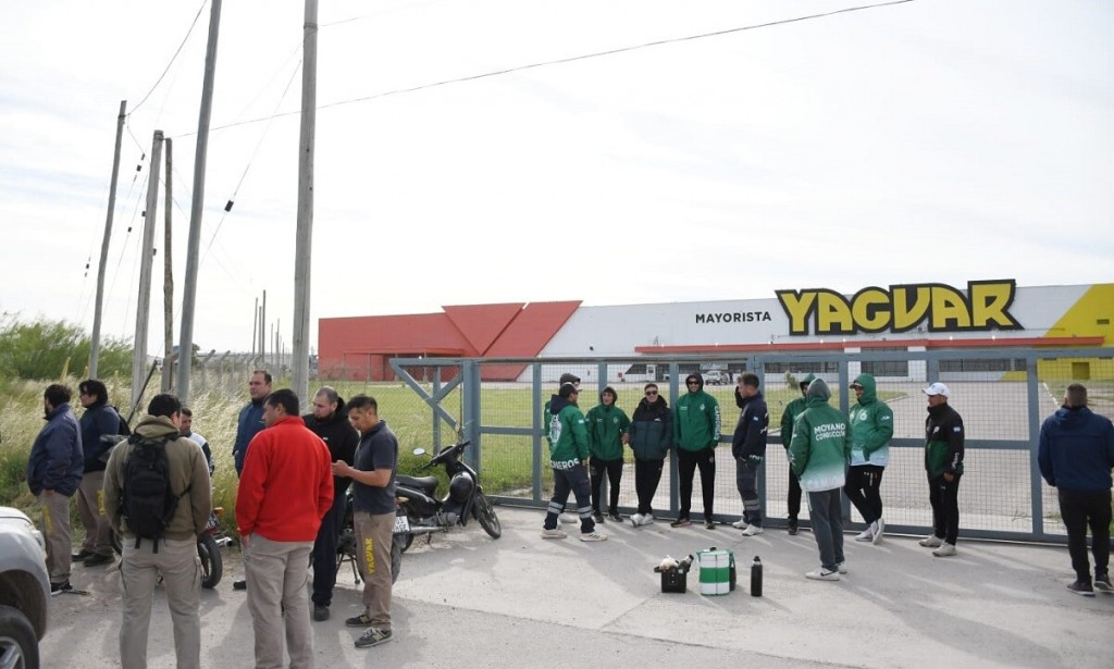 Cerró Yaguar: los empleados fueron notificados por teléfono y culpan al mal estado de la ruta