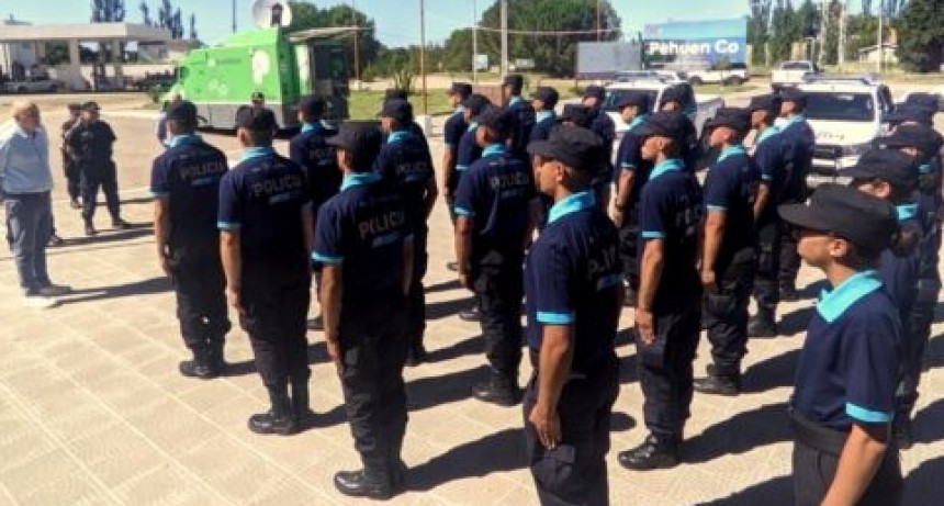 En Pehuen Co, Uset dio la bienvenida a los 27 efectivos que reforzar&aacute;n la seguridad en el Operativo Sol 