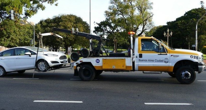  Gr&uacute;as porte&ntilde;as y favores empresariales, entre las acusaciones contra DAlessandro 