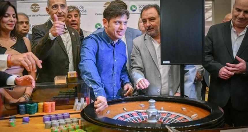  Kicillof encabez&oacute; la ceremonia que dio comienzo a la temporada en el Casino Central de Mar del Plata