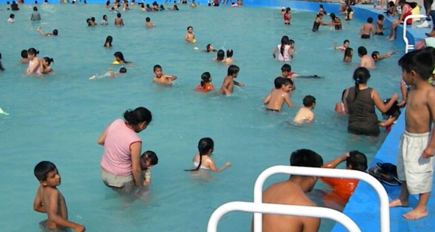 COMPLEJO TUPAC AMARU PARQUE ACUATICO