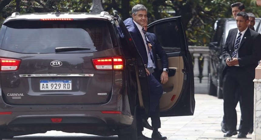 Ultim&aacute;tum de los gobernadores de Juntos a Milei para que acuerde la Ley &Oacute;mnibus