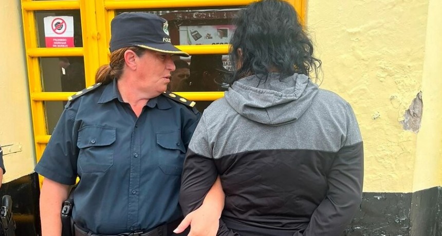 Detuvieron a la mujer se&ntilde;alada como la l&iacute;der del grupo que bale&oacute; a la asamblea