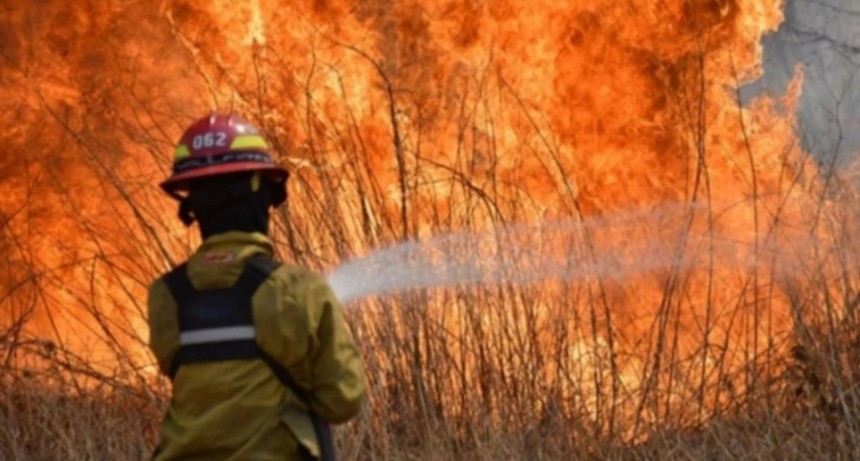 Por las altas temperaturas, piden extremar precauciones por riesgo en la salud e incendios en la regi&oacute;n