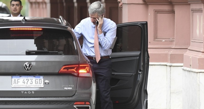 Ning&uacute;n banco puede financiar salarios y peligra el cobro de haberes de todo el sector p&uacute;blico nacional