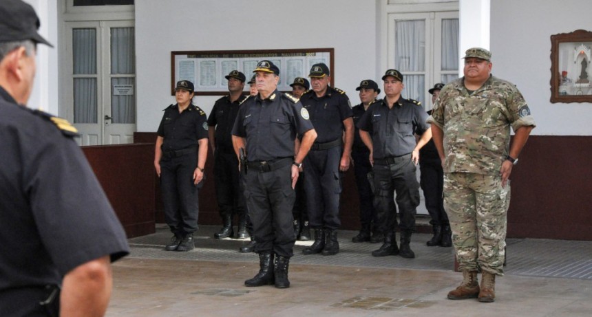 Aniversario de la Polic&iacute;a de Establecimientos Navales