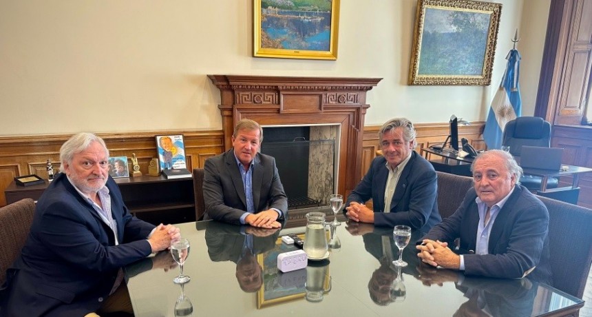 El campo le exige a Milei bajar las retenciones a la mitad para no quebrar: "Perdemos 80 d&oacute;lares por hect&aacute;rea"