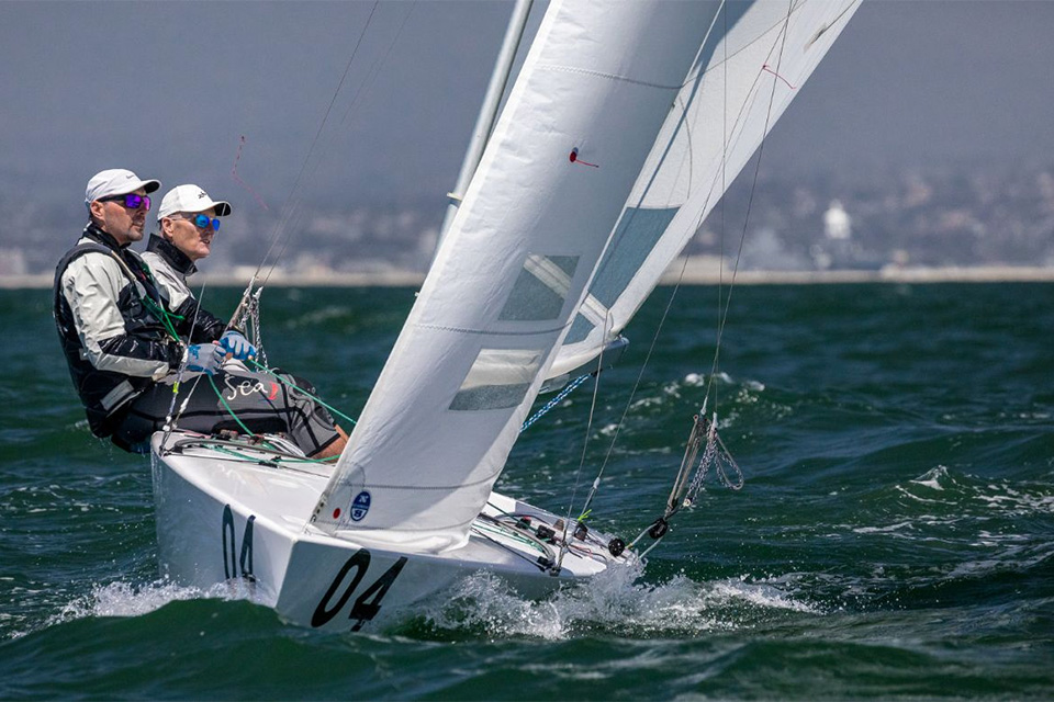 Buen viento acompa&ntilde;o el inicio del calendario de Regatas