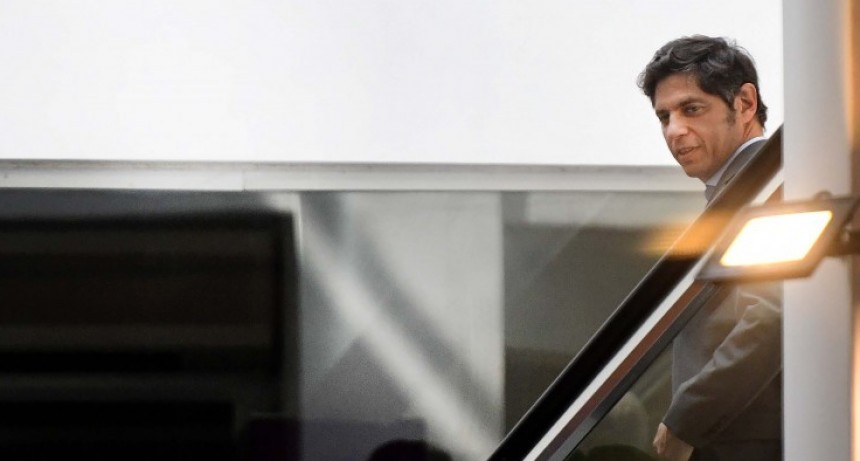 Kicillof junta a unos 40 intendentes en Gesell para empujar el desdoblamiento de la elecci&oacute;n