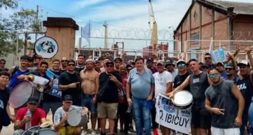 El Puerto de Bahía Blanca y los de todo el país, al borde del paro por una empresa uruguaya