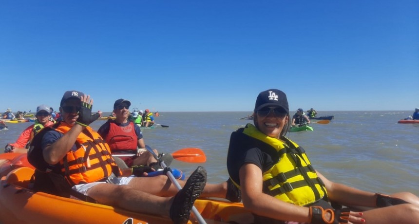 Se realiz&oacute; la 14&deg; Edici&oacute;n de la Traves&iacute;a en Kayak Arroyo Pareja-Villa del Ma