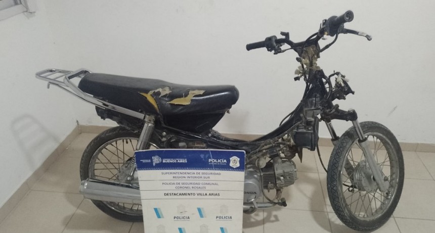 MOTOCICLETA  RECUPERADA X PERSONAL VILLA ARIAS