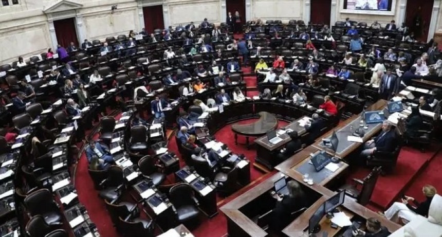 Fracaso del Gobierno: ley &oacute;mnibus vuelve a comisi&oacute;n por falta de consenso