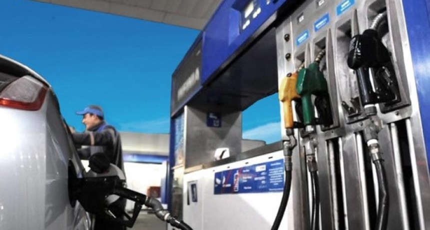 Las petroleras subir&aacute;n m&aacute;s lentamente los precios de la nafta