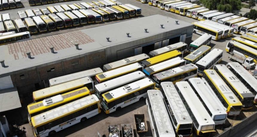 Colectiveros advierten que desaparecer&aacute; el servicio en varias ciudades del interior