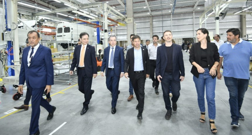 Kicillof particip&oacute; de la puesta en marcha de una nave industrial de Toyota