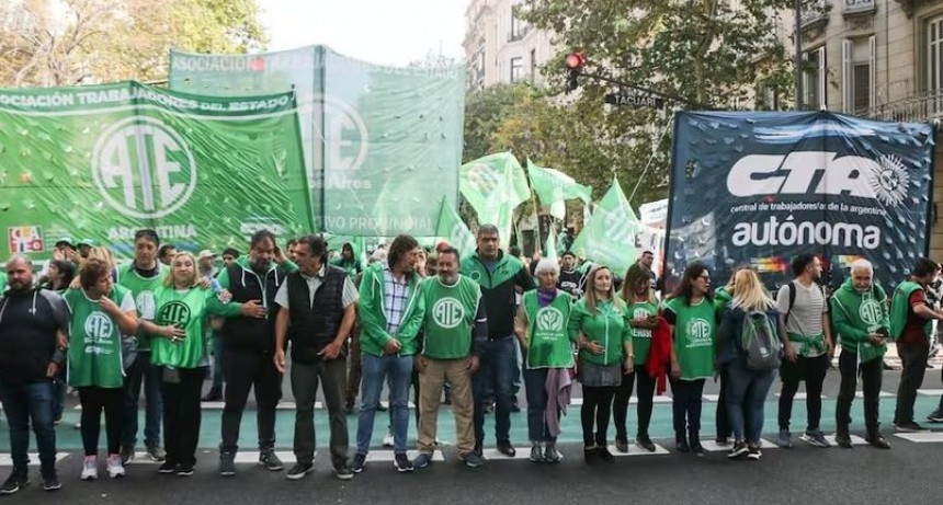 ATE rechaza el 12% en la paritaria nacional: &ldquo;No podemos con nuestra firma avalar este ajuste&rdquo;