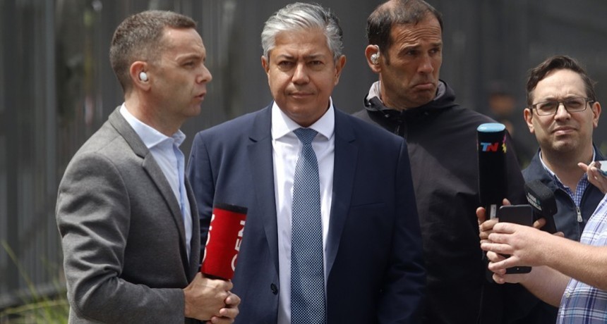 Los gobernadores patag&oacute;nicos eval&uacute;an puentear a Milei y retener las regal&iacute;as directo de las petroleras