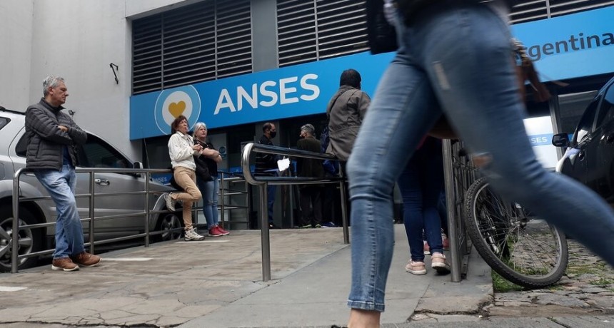 Fuerte recorte sobre asignaciones familiares