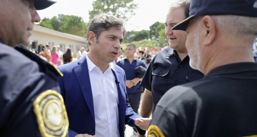 Kicillof duplica la oferta de Patricia a los gendarmes y le aumenta un 9% a La Bonaerense