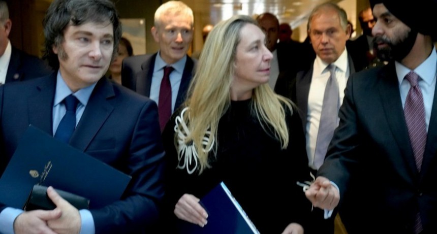 Santi Siri revel&oacute; que tres de las cuatro billeteras que se llevaron los USD 100 millones se llaman Milei