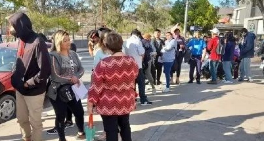 Desocupaci&oacute;n: 8 de cada 10 desempleados son bonaerenses