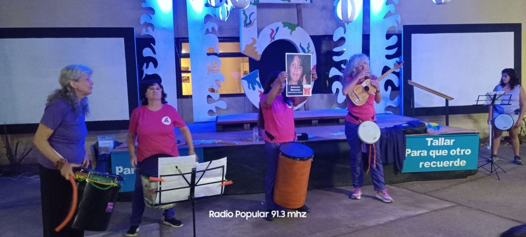 Entre la madera y el tambor: arte, memoria y denuncia en “Tallando Identidad”