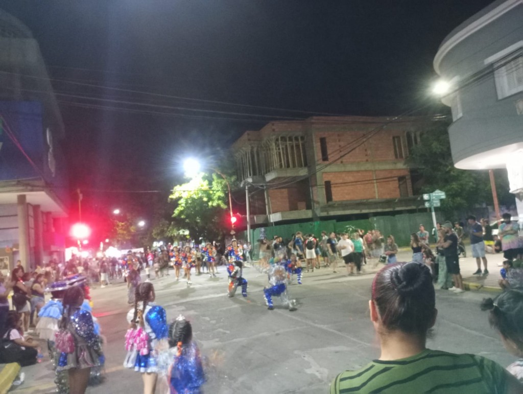 La Rivadavia volvi&oacute; a latir al ritmo del carnaval