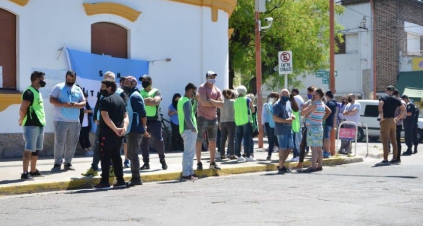 Paritarias 2023: los gremios desiden en asamblea si ceptan la oferta del ejecutivo municipal