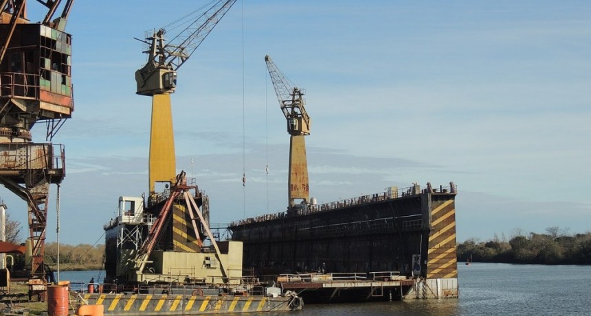 El Astillero R&iacute;o Santiago construir&aacute; un dique flotante para la Armada