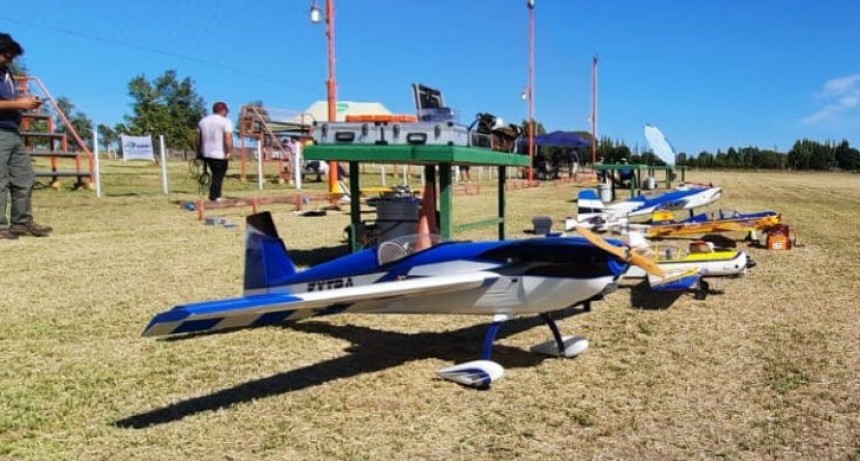 Este finde en Rosales habr&aacute; actividades de aeromodelismo, pesca en kayak y yoga