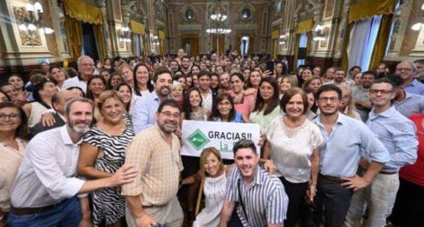 Kicillof y Kreplak anunciaron la reglamentaci&oacute;n de la Ley de instrumentaci&oacute;n quir&uacute;rgica