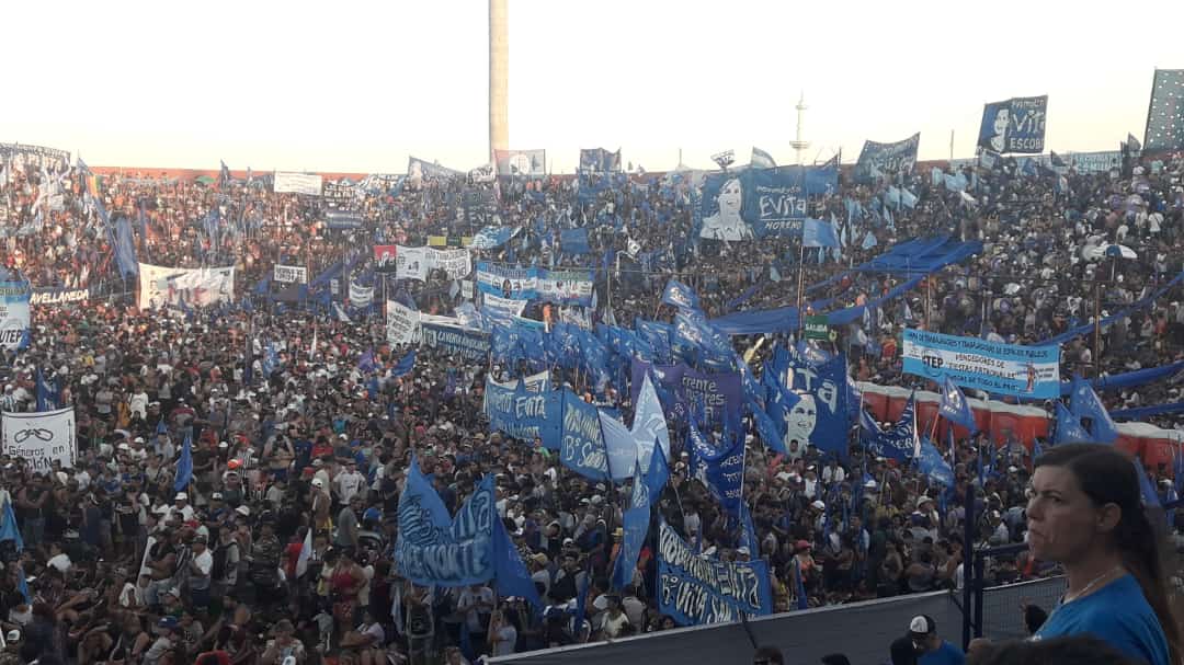 Fiesta de inauguraci&oacute;n en el Nueva Espa&ntilde;a de �La Patria de Los Comunes�