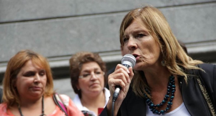 Silvia Horne lanz&oacute; su campa&ntilde;a en Cipolletti: &laquo;Weretilneck, este es el principio del fin&raquo;
