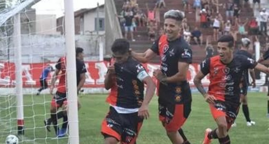  Sporting empato en el mendizabal y no logra sumar de a tres en el torneo