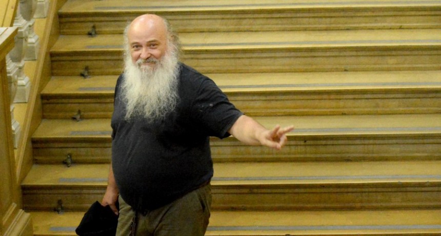 El Evita ahora amenaza con cerrar los comedores porque el Gobierno no manda Alimentos.