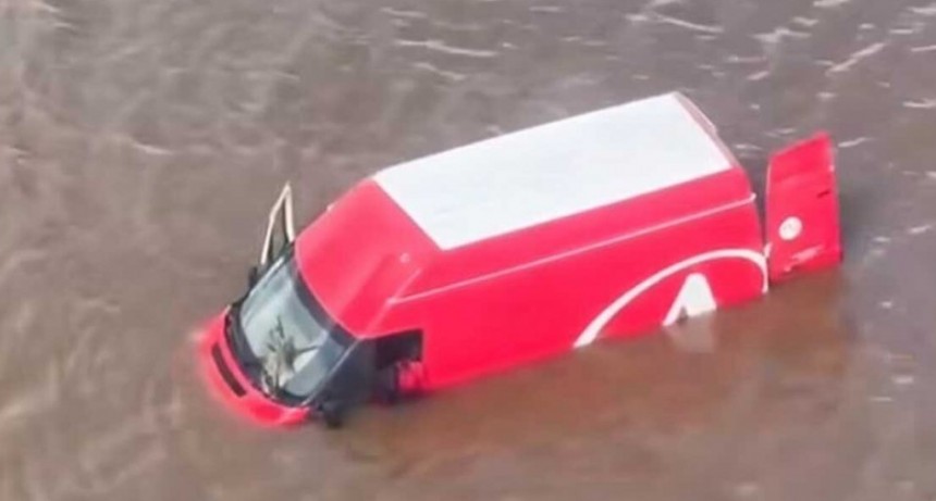 Encontraron el cuerpo del chofer que asisti&oacute; a las nenas desaparecidas