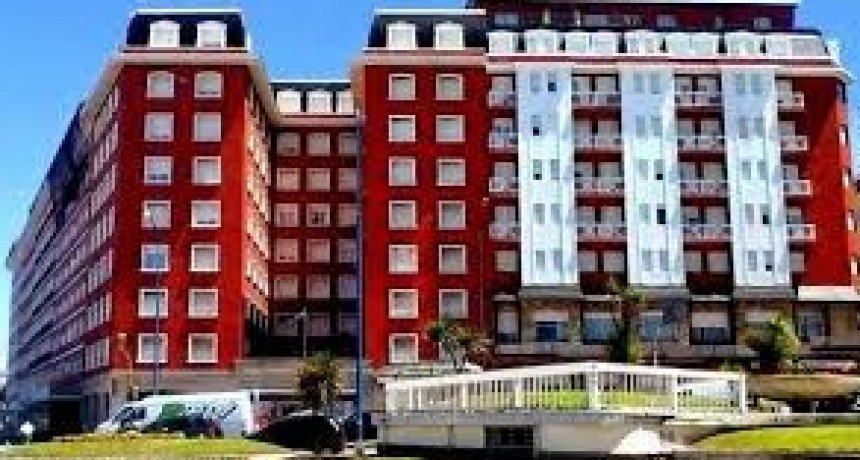 Por despido de 65 trabajadores, peligra la continuidad del Hotel Ant&aacute;rtida