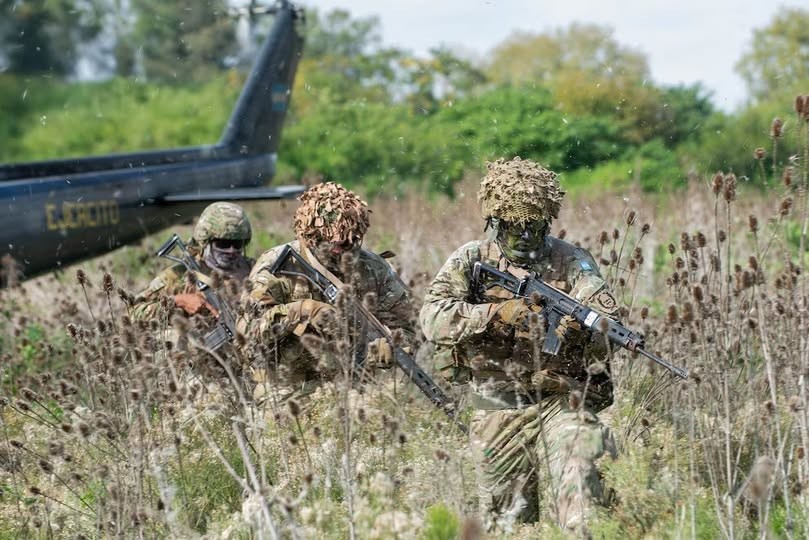 El Gobierno design&oacute; a los integrantes del directorio de OSFA, la nueva obra social del personal militar