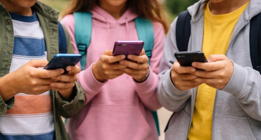 Meta y YouTube pierden el juicio sobre la adicci&oacute;n de los menores a redes y son declaradas 