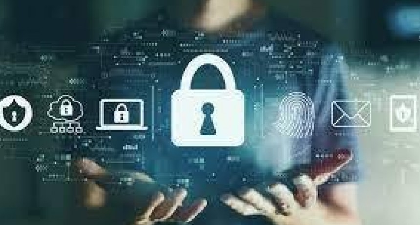 Charla de prevenci&oacute;n sobre cybercrimen y estafas para adultos mayores