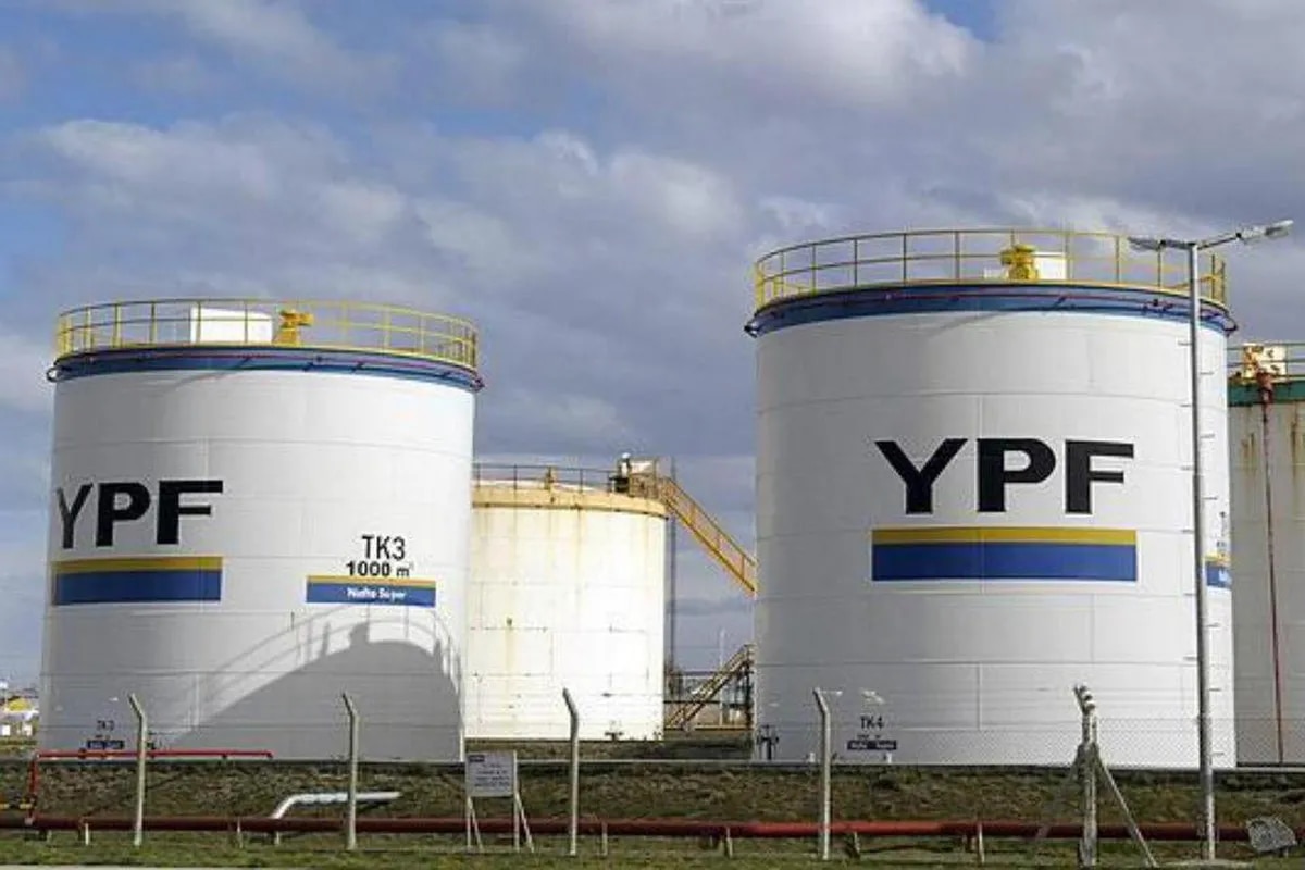 Kicillof: Estamos ante una embestida buitre que quiere privatizar YPF