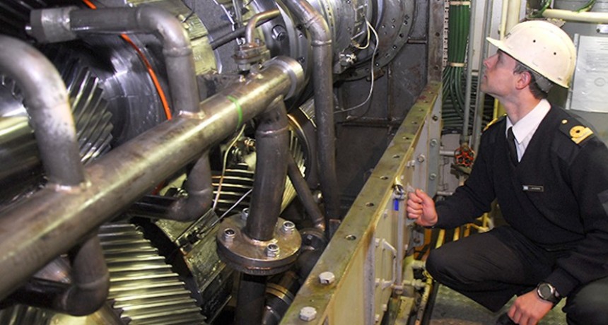 Abierta la inscripci&oacute;n para profesionales universitarios que aspiran a ser oficiales de la Armada Argentina