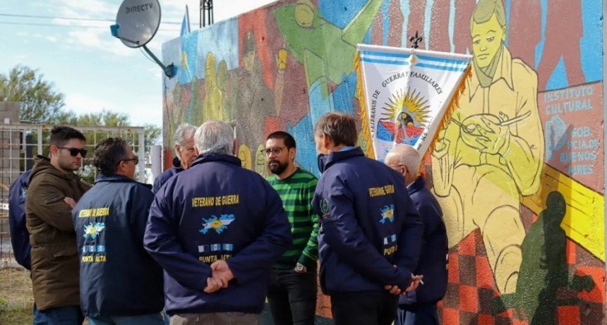 INAUGURAN EN PUERTO ROSALES MURAL HEMONAJE A VETERANOS DE MALVINAS