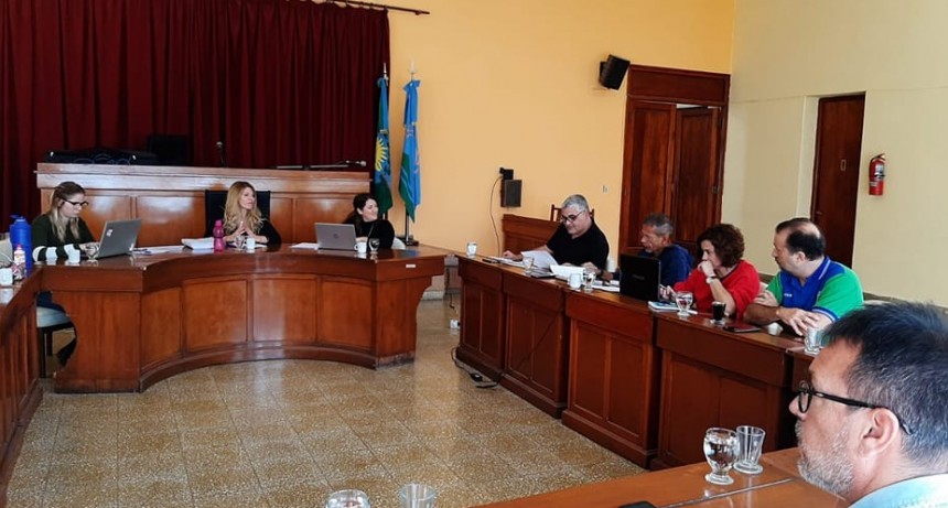 Primera reunion en comision de Hacienda y Cuentas por Presupuesto y gastos 2022