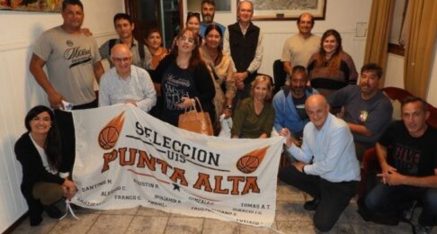  Reconocimientos a j&oacute;venes deportistas puntaltenses destacados 