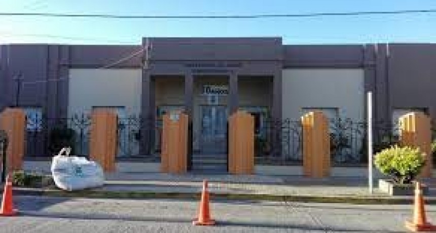 Convocatoria para cubrir vacante de m&eacute;dicos y enfermeros en Hogar del Anciano y Guardia y Pediatra en el Hospital Municipal